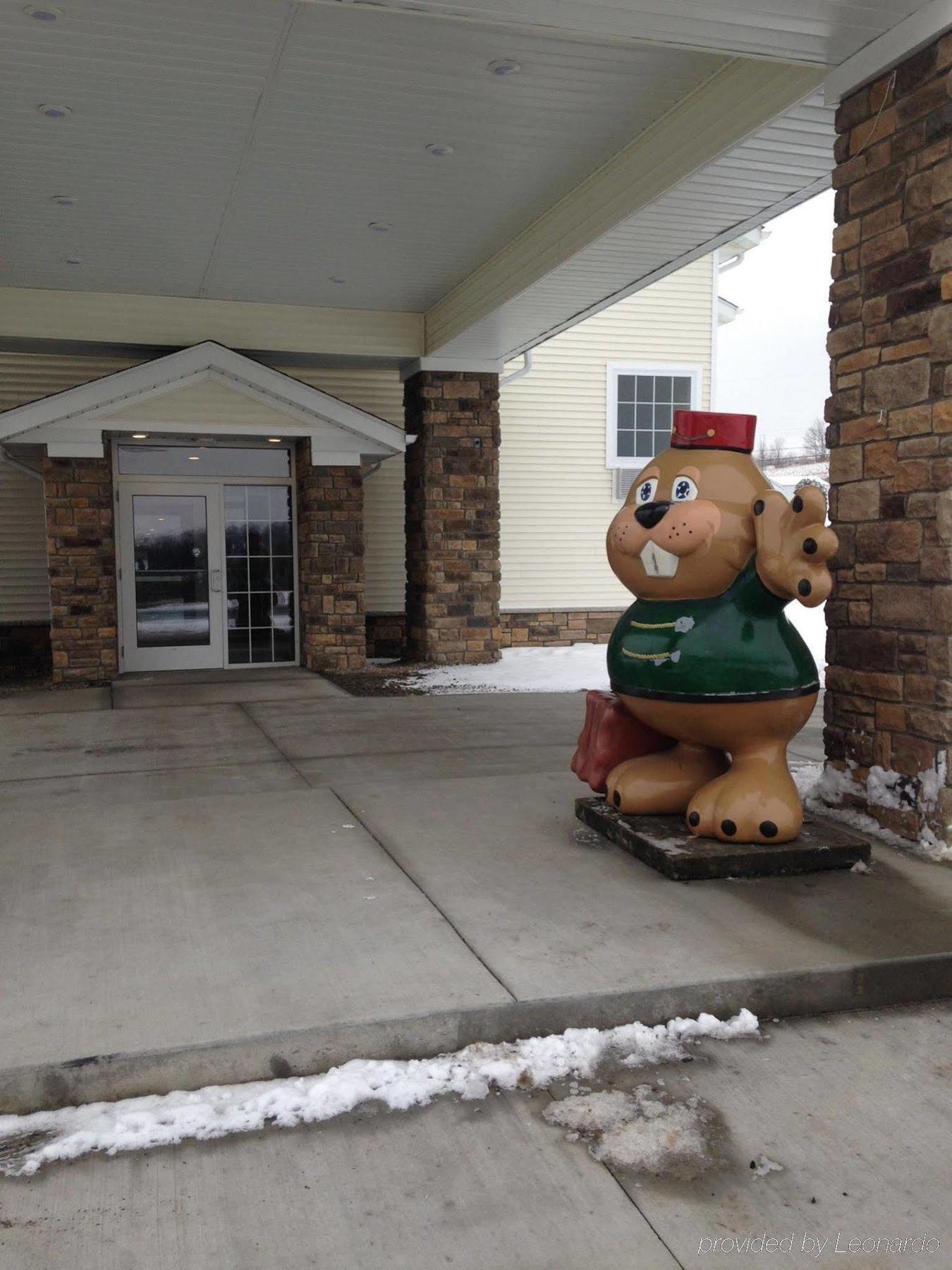Cobblestone Hotel & Suites - Punxsutawney Екстериор снимка